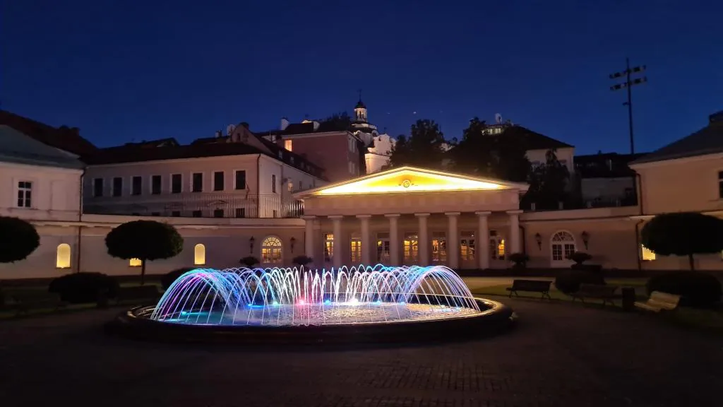 Fountain in a city square